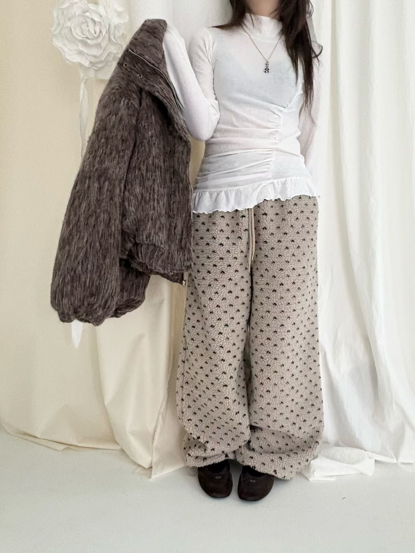 (DEC NEW) Heart Dumble Fur Pants