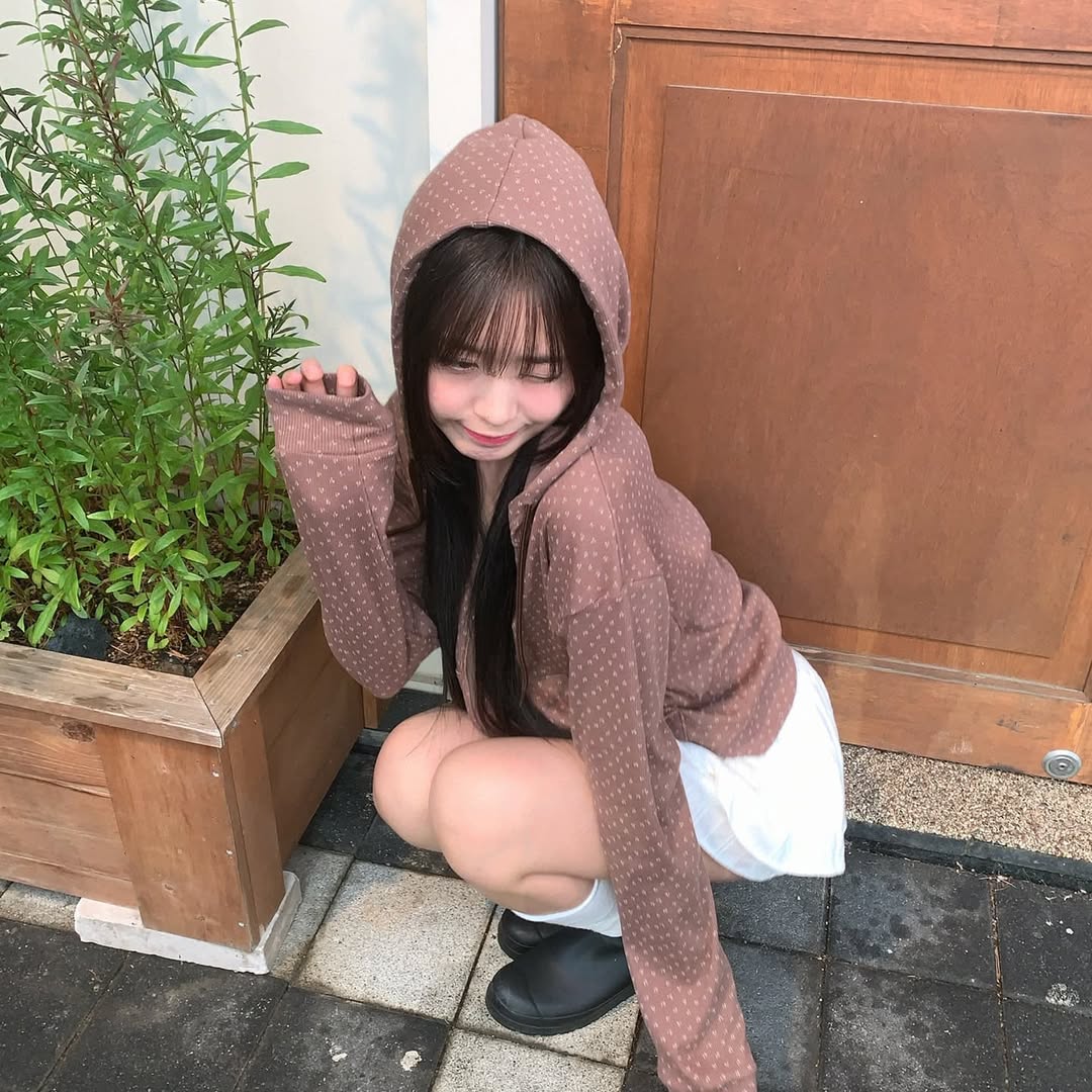 Floral Pattern Hooded Two Way Zip-up Jacket (Brown)