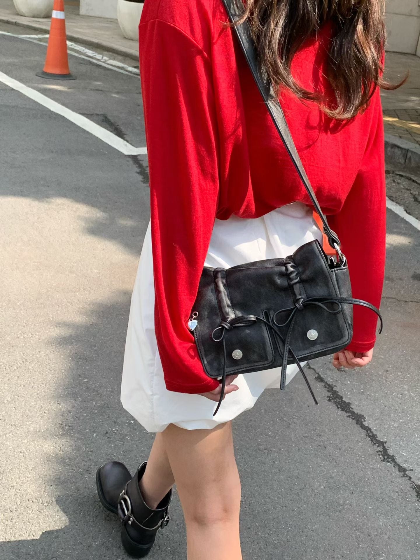 Black Designer Brand Ribbon Leather Shoulder Bag (Large/Mini)