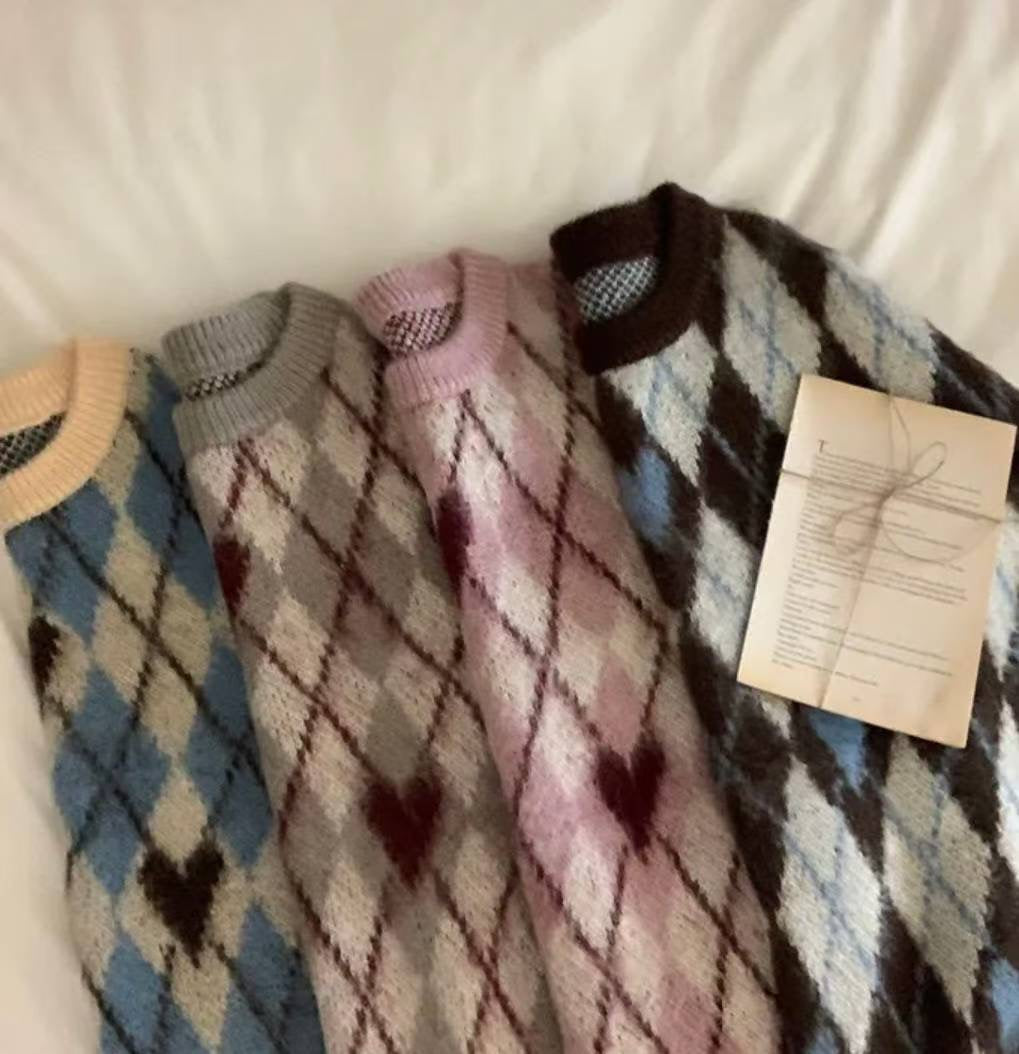 (BF NEW IN) Christmas Vibe Heart Check Knit