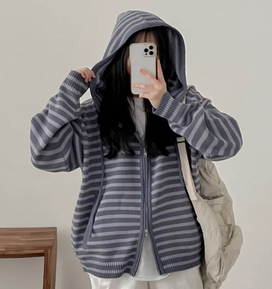 (BF NEW IN) Hooded zip-up with stripe pattern jacket