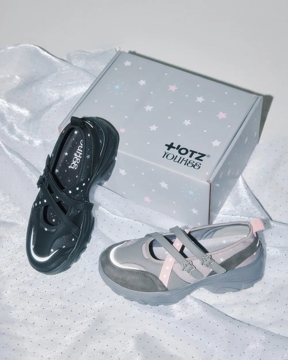 OTZ x YOUHEE LOMITA PLATFORM STAR MARYJANE SHOES_BLACK