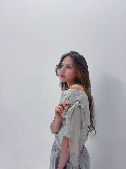 High End Mesh Asymmetrical Bow Off Shoulder Top(2Colours)