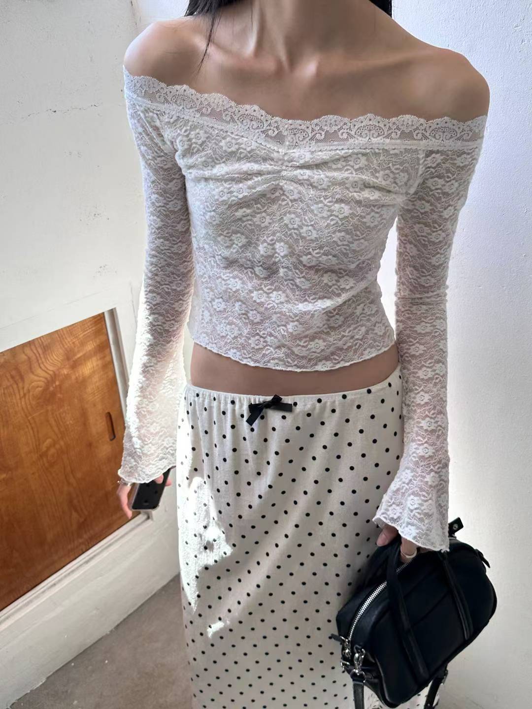 (BF NEW IN) Flare Lace Long Sleeve T-shirt