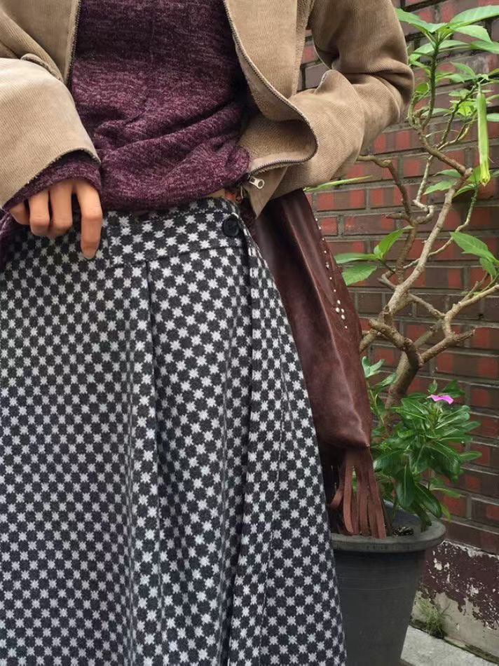 (Preorder) A-Line Check Button Skirt