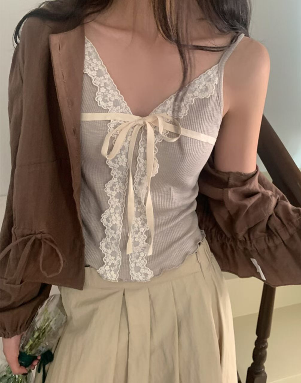 Layering recommended! To You Lace Frill Sleeveless Tank Top (2 Colours)