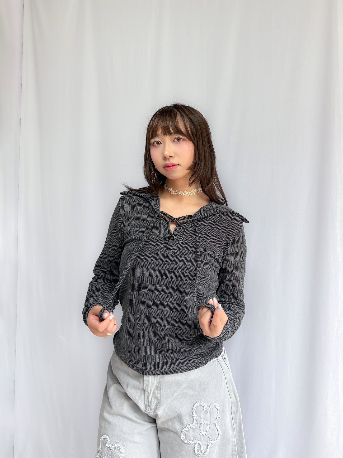 Collar Vintage Lace Up T-shirt (Black)