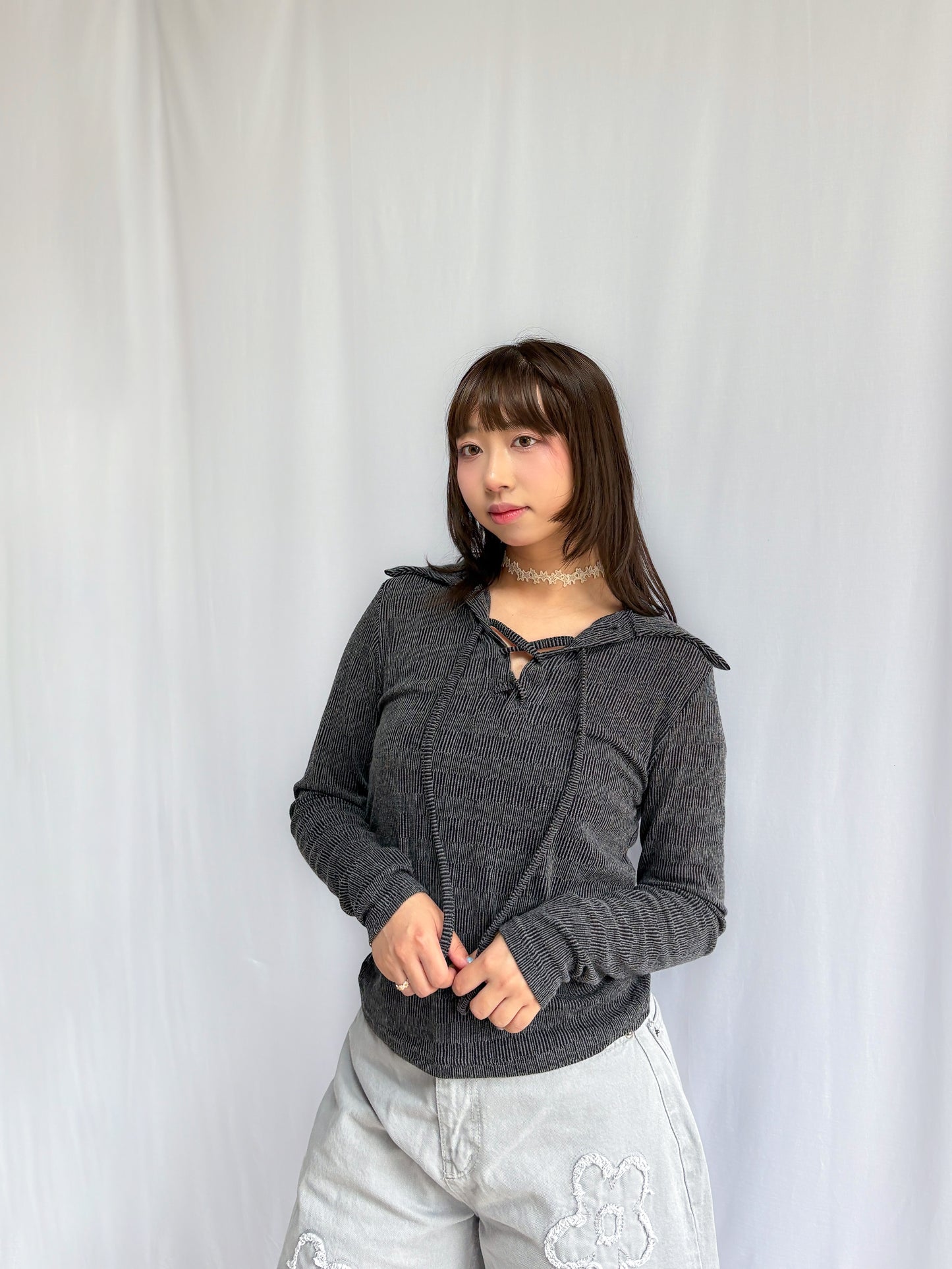 Collar Vintage Lace Up T-shirt (Black)