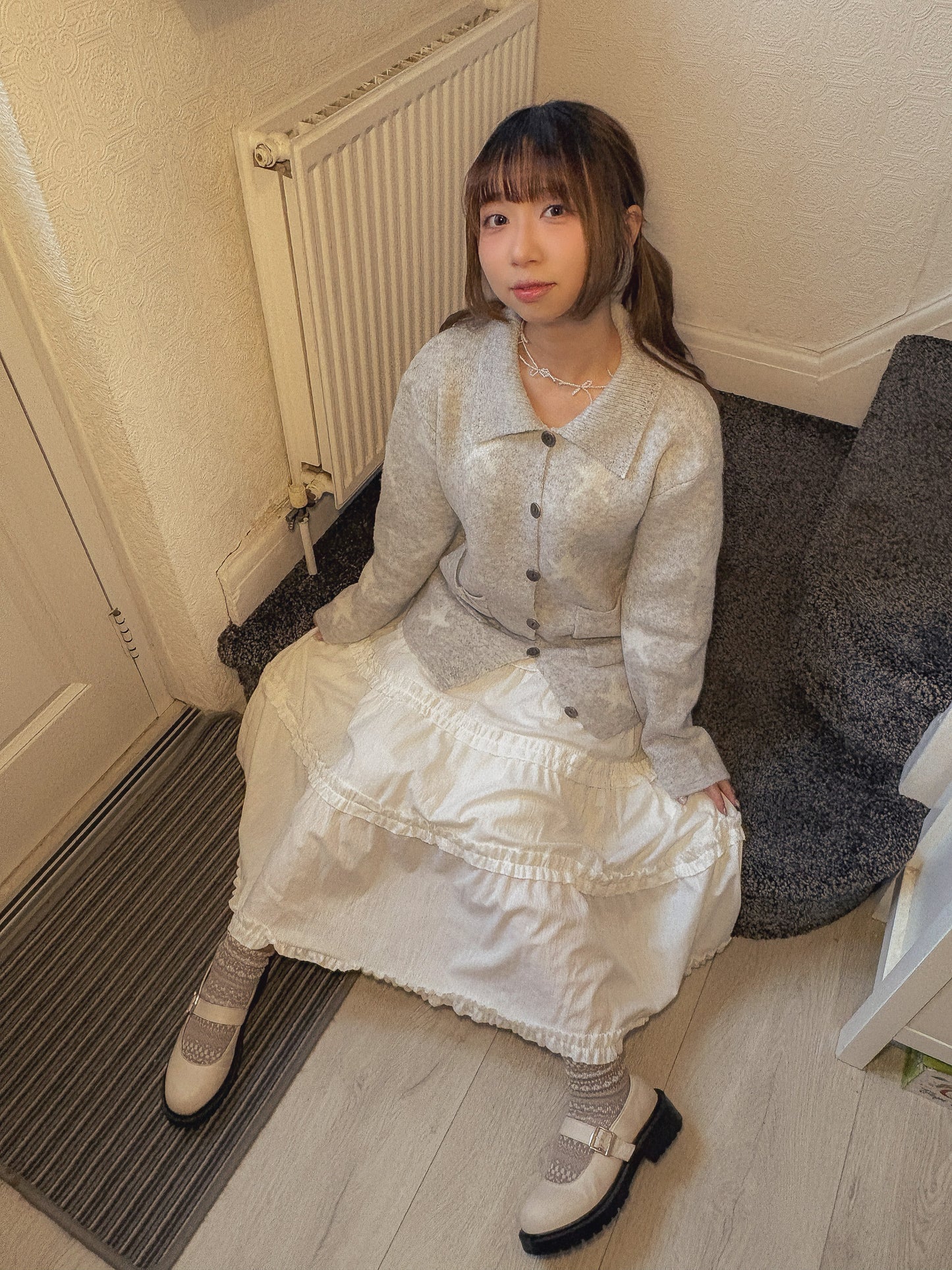 Over-the-knee star cardigan in grey