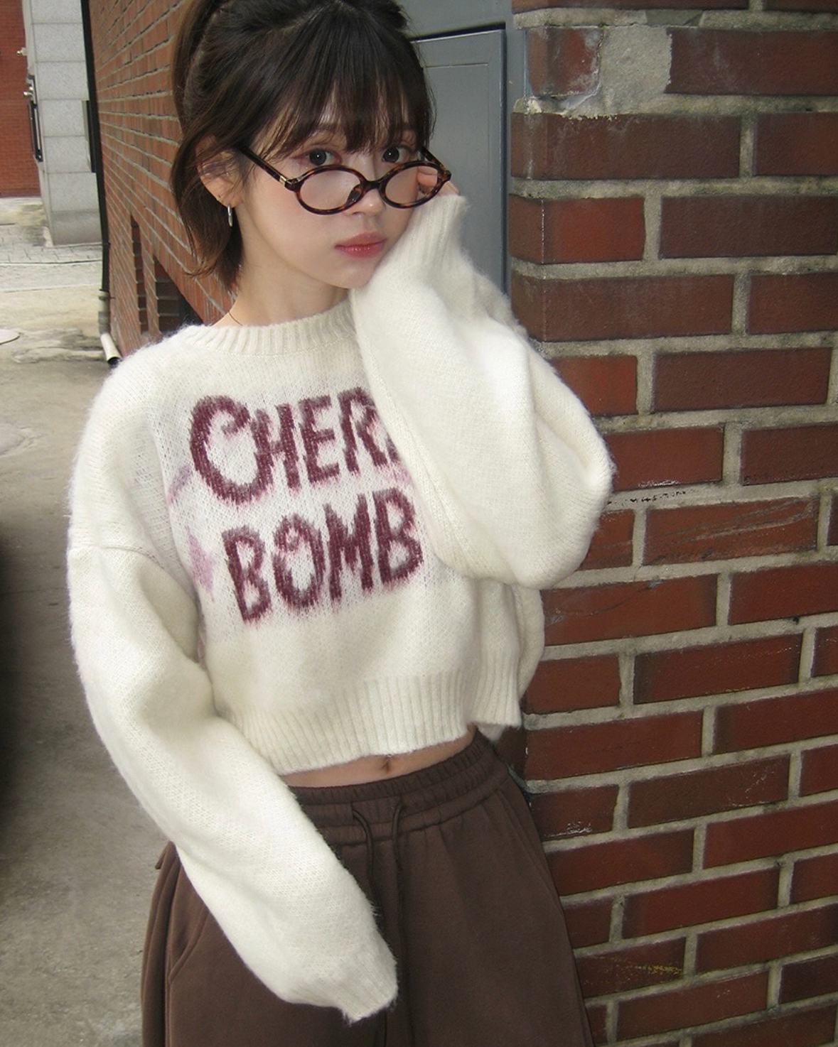 (DEC NEW) Round Neck Cherry Bomb Short Brush Knit