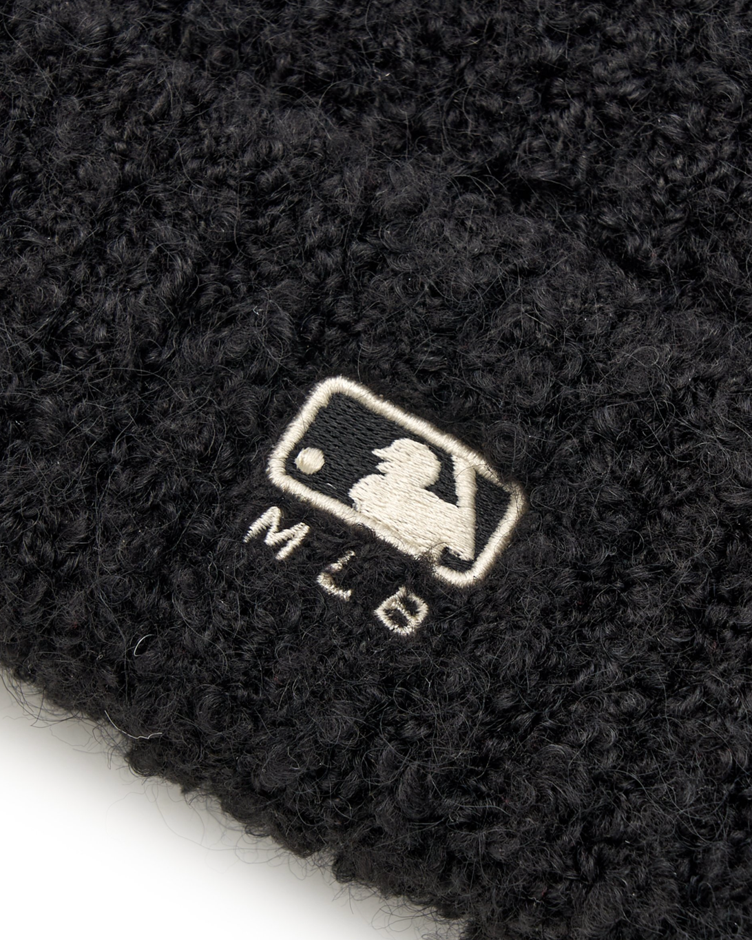 MLB PLUSH MEOWING BEANIE (Black)