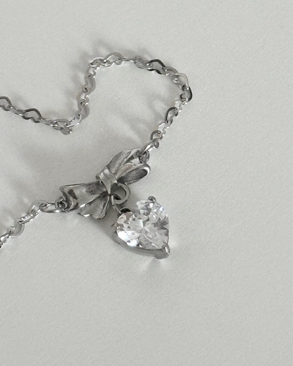 [OFUSE] 24 winter - cubic heart necklace