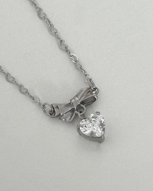 [OFUSE] 24 winter - cubic heart necklace