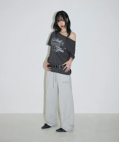 [SLEEKGLOW] Horse One-Shoulder T-Shirt [Charcoal]