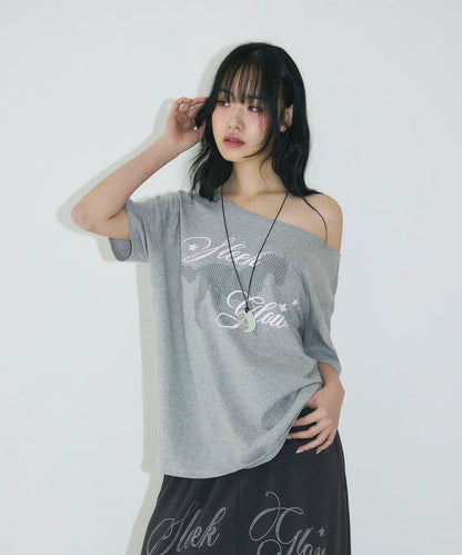[SLEEKGLOW] Horse One-Shoulder T-Shirt [Gray]