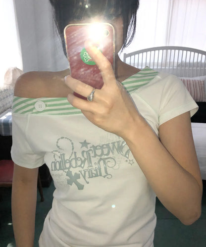 Musinsa Sale till 23/6! [Hugyourskin]Sweet Stripe Boat Neck Tee (2 Colours)