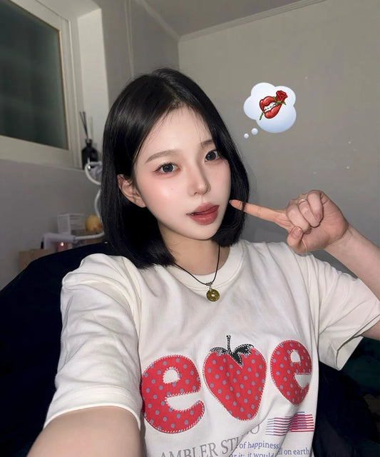 [Ambler] Strawberry Applique Embroidery Short Sleeve T-shirt (Oversize/Crop/2 Colours)