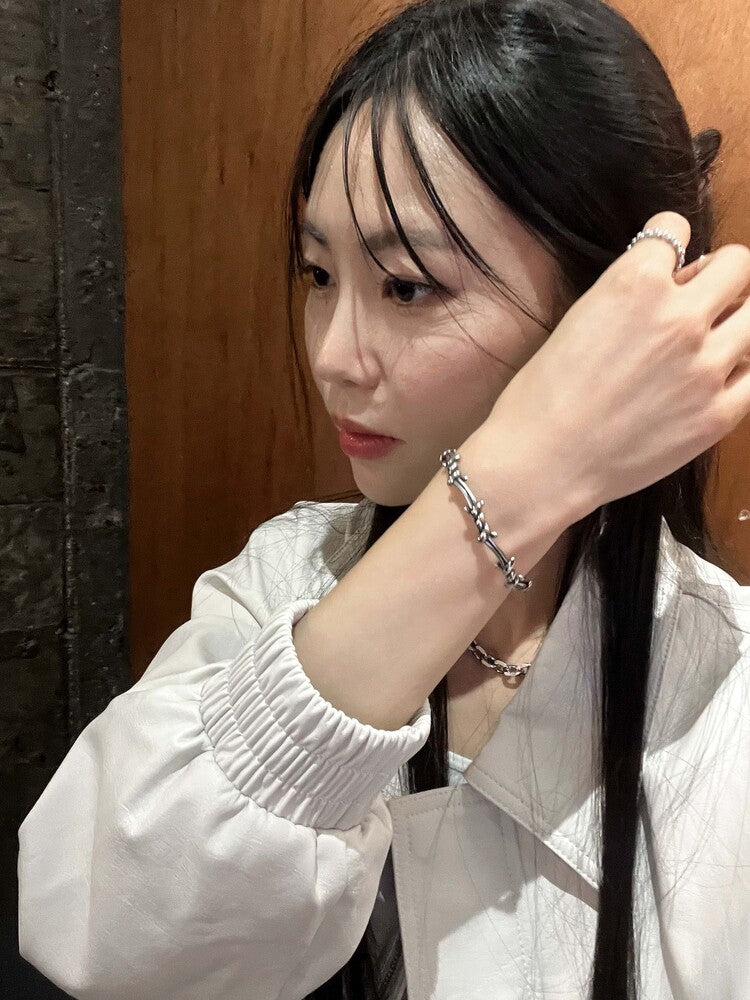 [OFUSE] Babymonster Asa & aespa Giselle pick! Thorn bangle bracelet